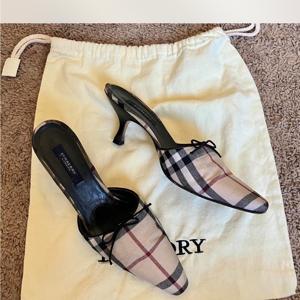 Burberry Women's Checkered Heels - Black and Cream